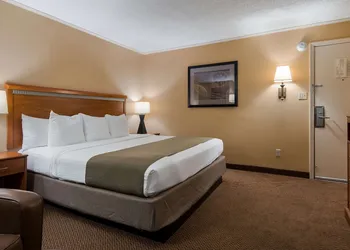 SureStay Plus by Best Western Covington hotel thumbnail 7