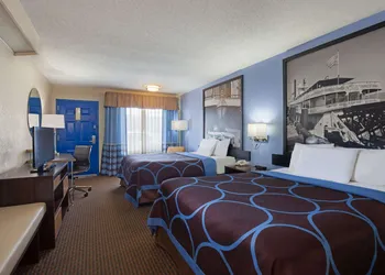 Super 8 by Wyndham Hammond hotel thumbnail 5