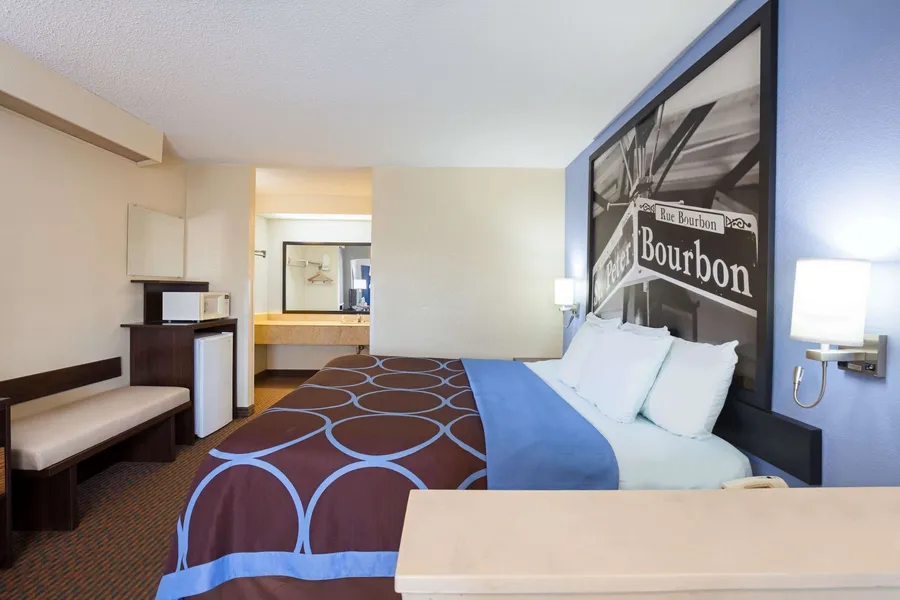 Super 8 by Wyndham Hammond hotel detail image 6
