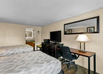 Americas Best Value Inn Martinsburg hotel thumbnail 4