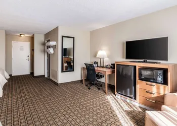 Clarion Inn Harpers Ferry - Charles Town hotel thumbnail 7