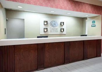 Comfort Suites Parkersburg South hotel thumbnail 3