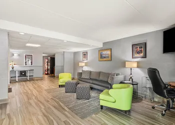 Quality Inn Harpers Ferry - Charles Town hotel thumbnail 2