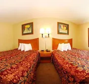 Econo Lodge Inn & Suites Rockmart hotel detail image 7