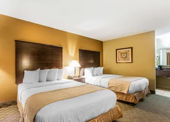 Quality Inn & Suites Bremen hotel thumbnail 7