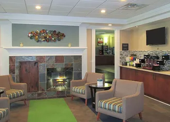 Days Inn by Wyndham Cedartown hotel thumbnail 2