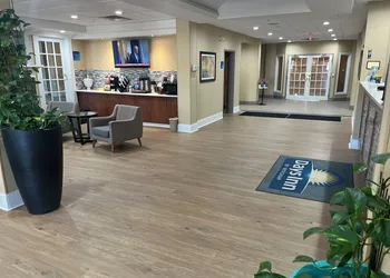 Days Inn by Wyndham Cedartown hotel thumbnail 6