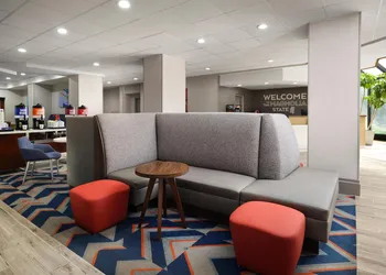 Hampton Inn Meridian hotel thumbnail 2