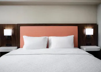 Hampton Inn Meridian hotel thumbnail 8