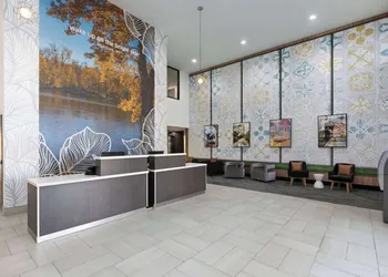 La Quinta Inn & Suites by Wyndham Meridian hotel thumbnail 6