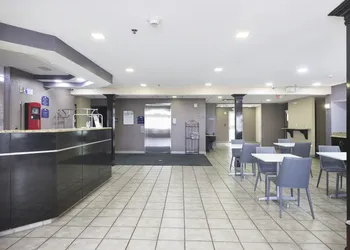 Microtel Inn & Suites by Wyndham Meridian hotel thumbnail 2