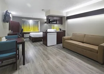 Microtel Inn & Suites by Wyndham Meridian hotel thumbnail 5