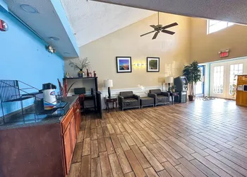 Bonita Lakes Inn by Capital O Meridian I20 hotel thumbnail 3