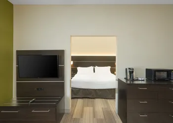 Holiday Inn Express Bloomsburg by IHG hotel thumbnail 6