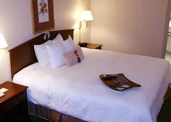 Hampton Inn Hanover hotel thumbnail 5