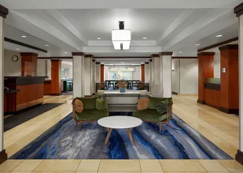 Fairfield Inn & Suites by Marriott Bedford hotel thumbnail 3