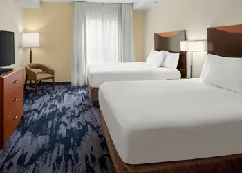 Fairfield Inn & Suites by Marriott Bedford hotel thumbnail 5