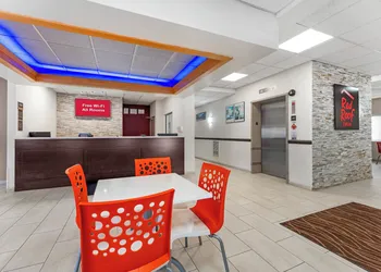 Red Roof Inn Johnstown hotel thumbnail 2