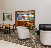 Quality Inn Burlington near Hwy 34 hotel detail image 3
