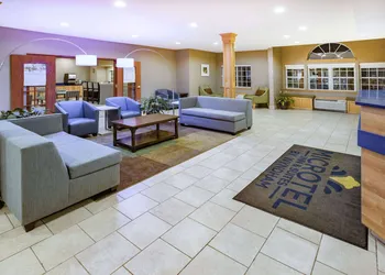 Microtel Inn & Suites by Wyndham Johnstown hotel thumbnail 2