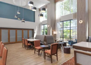 Hampton Inn & Suites Yuba City hotel thumbnail 3