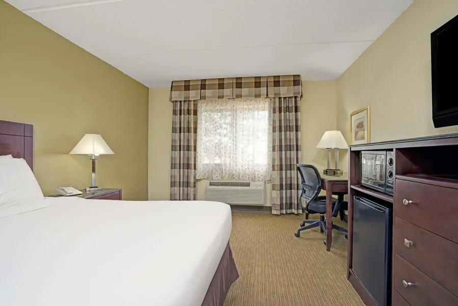 Super 8 by Wyndham Monticello hotel detail image 6