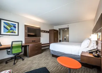 Holiday Inn Express Exton by IHG hotel thumbnail 3