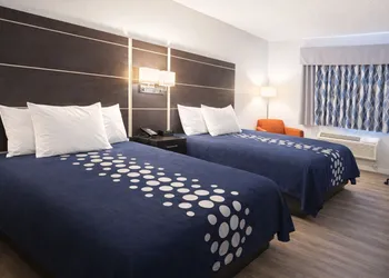 Blaine Town Inn & Suites hotel thumbnail 7
