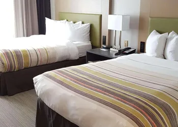 Country Inn & Suites by Radisson, Elk River, MN hotel thumbnail 6