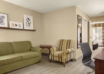 Country Inn & Suites by Radisson, Lima hotel thumbnail 6