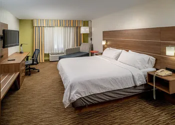 Holiday Inn Express Hotel & Suites Pikeville by IHG hotel thumbnail 7
