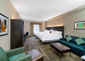 Holiday Inn Express & Suites Ashland by IHG hotel thumbnail 6