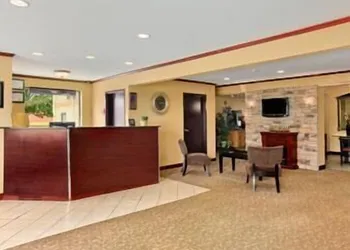 Travelodge by Wyndham Lima OH hotel thumbnail 3
