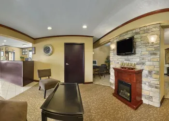 Travelodge by Wyndham Lima OH hotel thumbnail 4