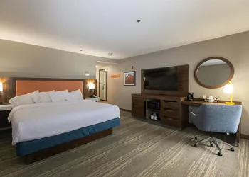 Hampton Inn & Suites Wilder hotel thumbnail 5