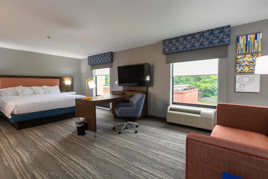 Hampton Inn & Suites Wilder hotel detail image 6