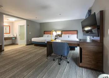 Hampton Inn & Suites Wilder hotel thumbnail 7