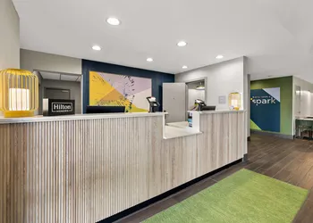 Spark by Hilton Tifton hotel thumbnail 6