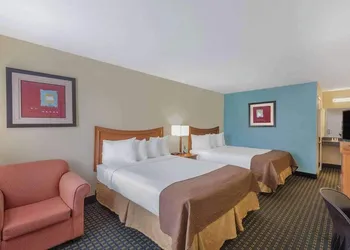 Days Inn by Wyndham Natchitoches hotel thumbnail 6
