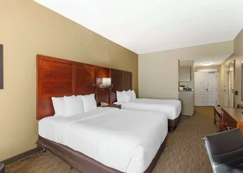 Comfort Inn & Suites Tifton hotel thumbnail 6