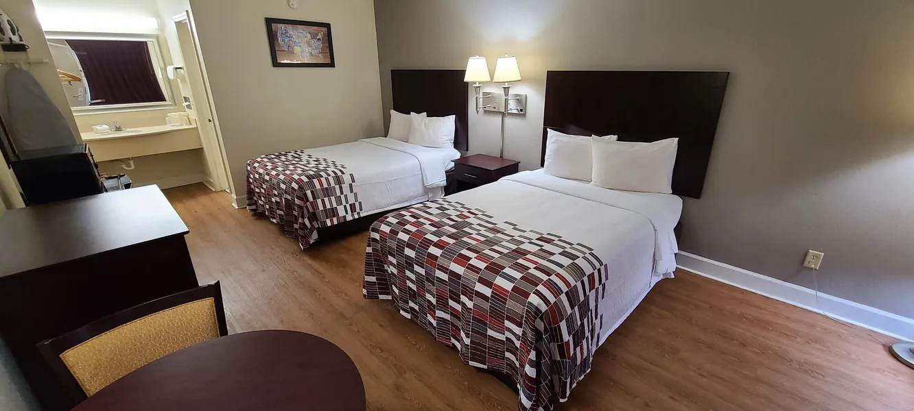 Red Roof Inn Tifton hotel detail image 6