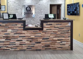 Quality Inn Tifton hotel thumbnail 5