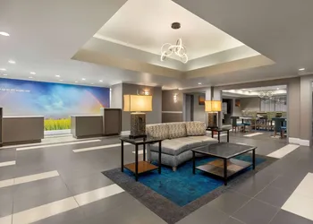 La Quinta Inn & Suites by Wyndham Dublin hotel thumbnail 4