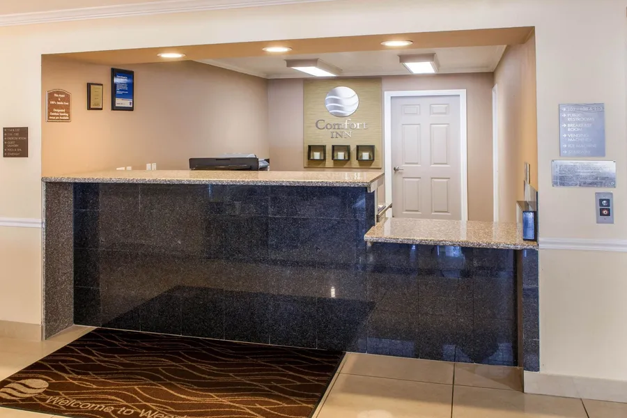 Comfort Inn Mount Shasta Area hotel detail image 6