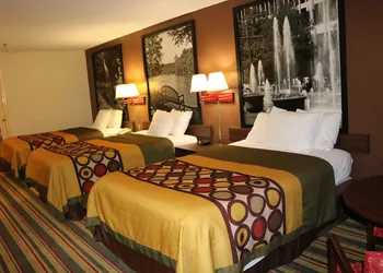 Super 8 by Wyndham Dublin hotel thumbnail 4