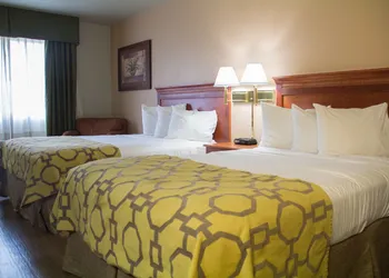 Baymont by Wyndham Yreka hotel thumbnail 4
