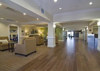 Holiday Inn Express Hotel & Suites Rogers by IHG hotel thumbnail 2