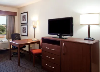 AmericInn by Wyndham Sheboygan hotel thumbnail 8