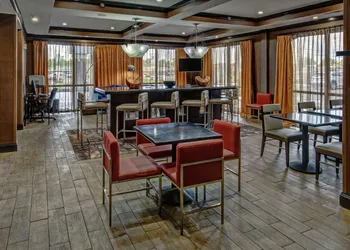 Hampton Inn Tullahoma hotel thumbnail 2