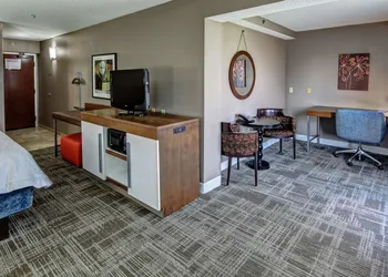 Hampton Inn Tullahoma hotel thumbnail 5